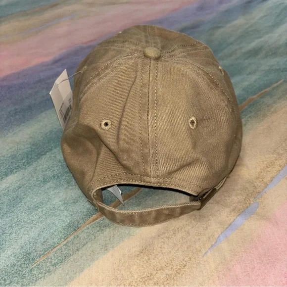 NEW Vuori Spellout Logo Ball Cap Baseball Hat Camel Tan O/S Adjustable - Picture 3 of 7